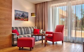 Privileged Lesna - With Garden Terrace, Tatranska Lomnica 2 Km